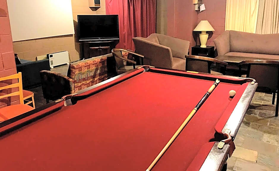 Cottonwood Lodge