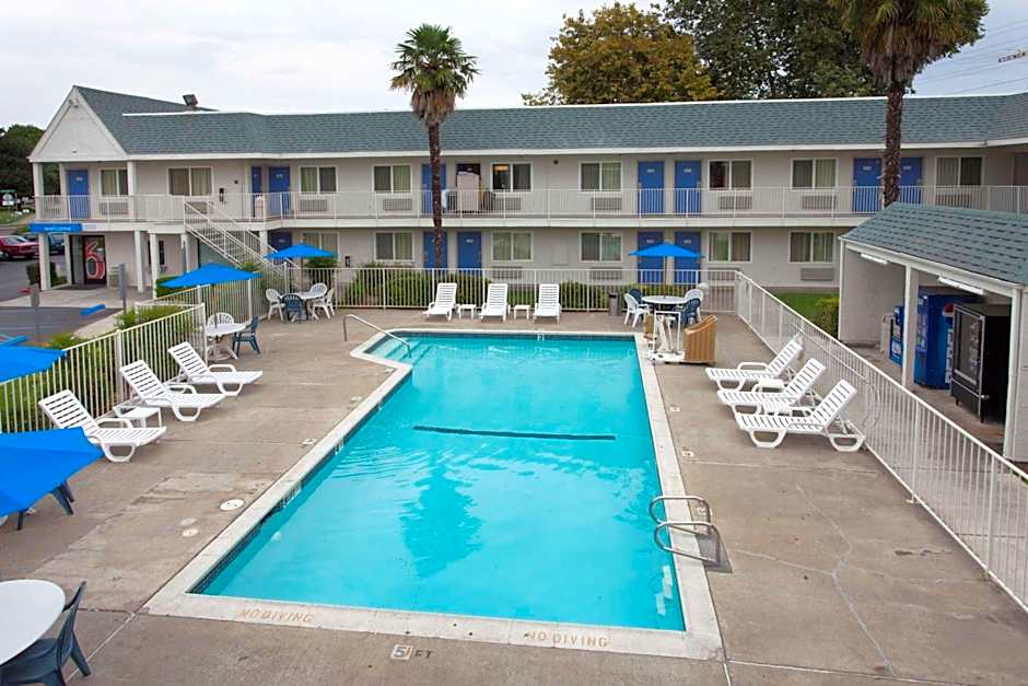 Motel 6-Sacramento, CA - Central
