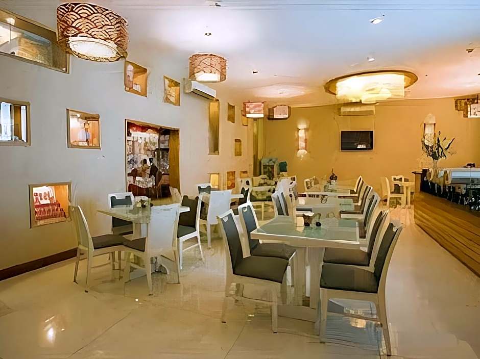 Asian Ruby Hotel & Spa