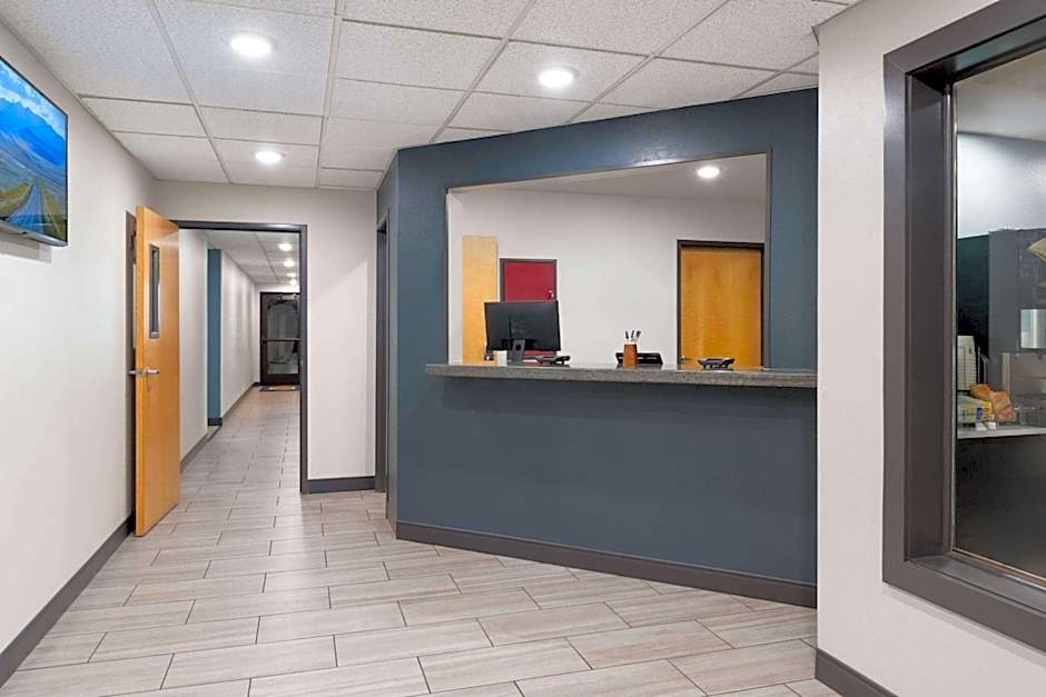 Super 8 by Wyndham Big Timber