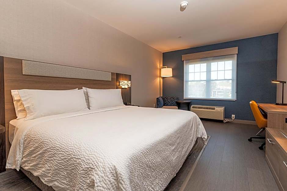 Holiday Inn Express Hotel & Suites Hampton South-Seabrook By IHG