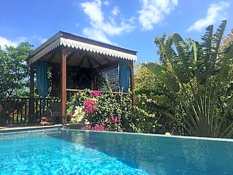 BUNGALOW La Tortue Bleue