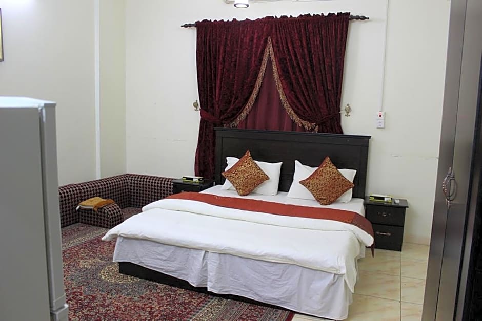 Al Eairy Furnished Apartments - Al Bahah 4
