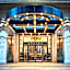Grand Emperor Hotel