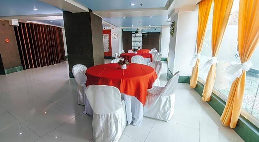 Villa Rosita Hotel Naga City by RedDoorz