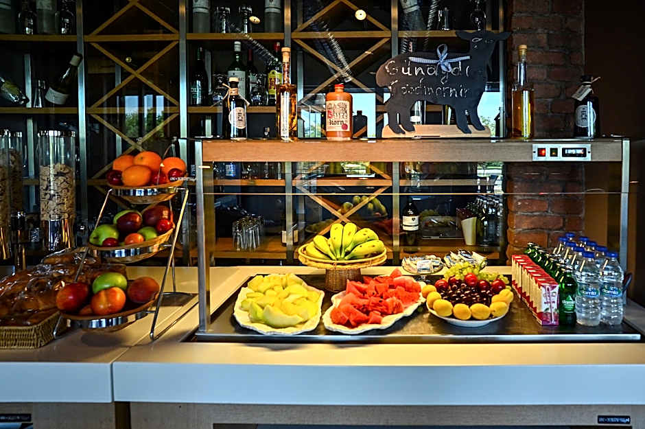 Denizatı Plus Hotel