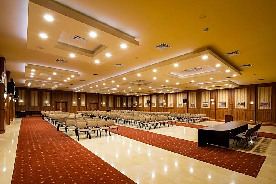 Admiral Hotel - Ultra All Inclusive & Private Beach