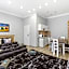Queen Apartments