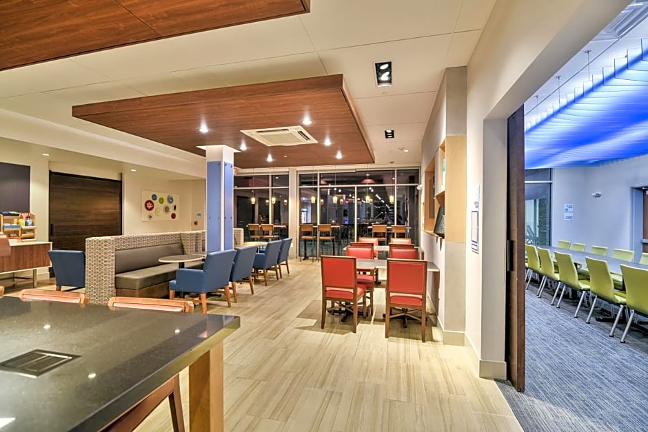 Holiday Inn Express & Suites Lehi - Thanksgiving Point By IHG