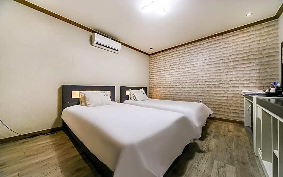 Potato Motel