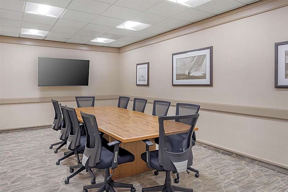 Best Western Plus Harbor Plaza And Conference Center