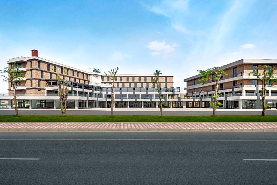 Ramada Plaza By Wyndham Batman