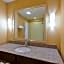 Holiday Inn Express and Suites Alpine By IHG