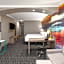 La Quinta Inn & Suites by Wyndham Oklahoma City - Moore