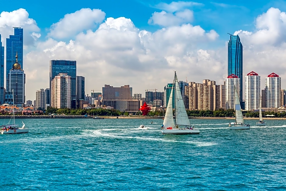 Holiday Inn Express Qingdao City Center By IHG