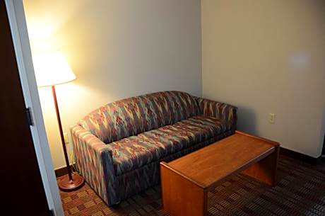 Studio Suite with Two Queen Beds - Non-Smoking