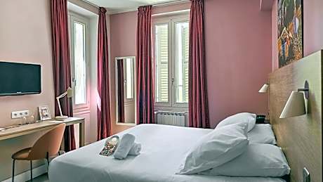 Superior Double Room with Sauna Access