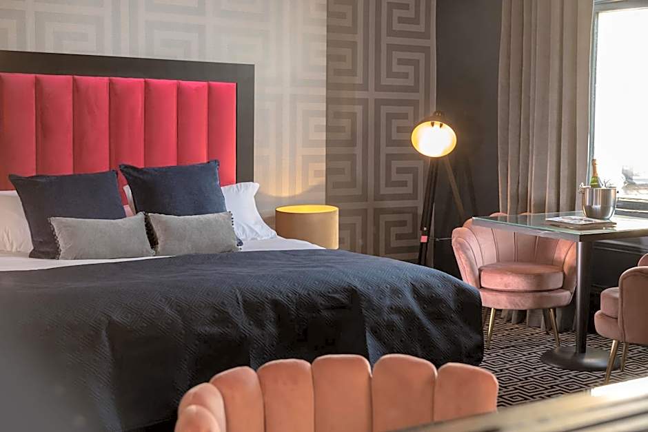 62 Castle Street Hotel