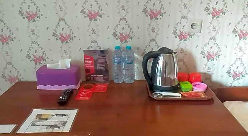 RedDoorz Plus @ Alun Alun Nganjuk