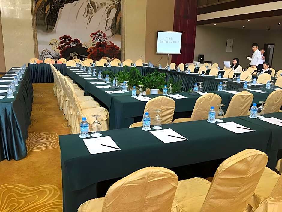 San Jiang Grand Hotel