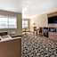 Clarion Pointe Indianapolis Airport