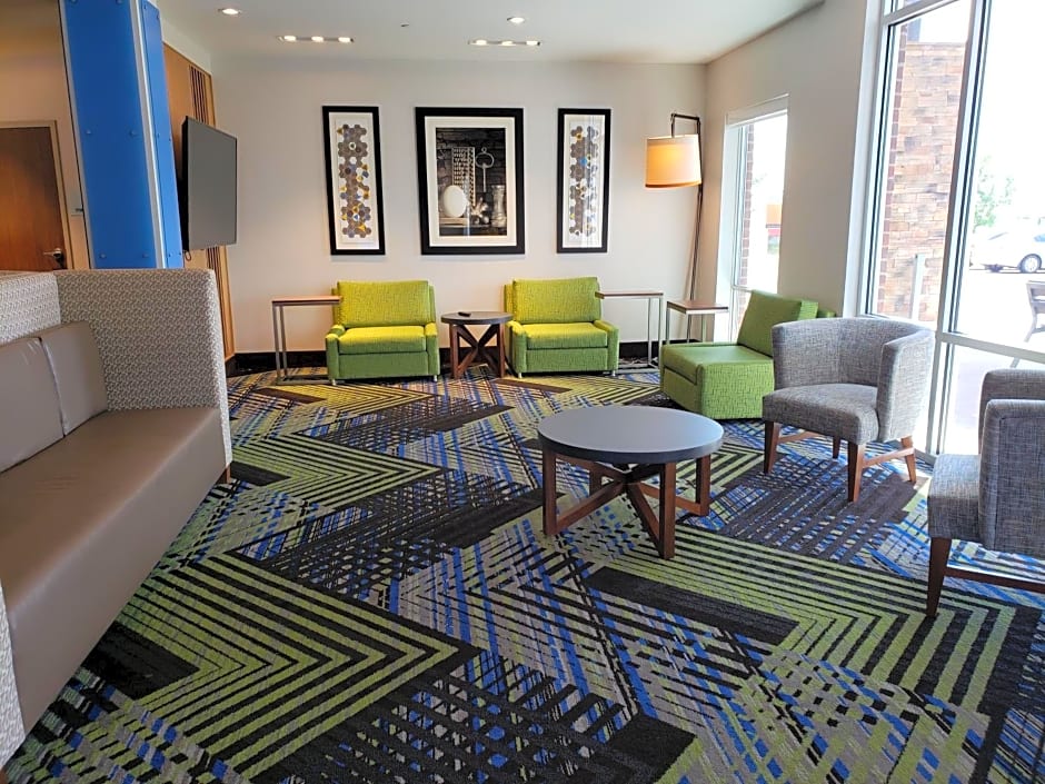 Holiday Inn Express And Suites Nashville North - Springfield By IHG
