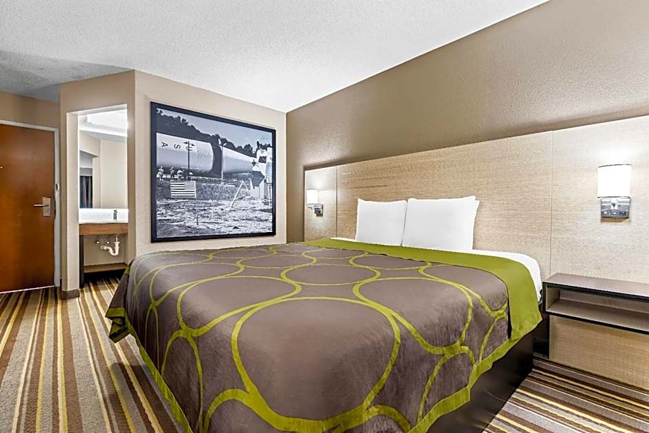 Super 8 by Wyndham Athens