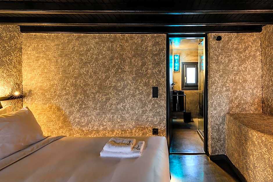 She Mykonos Boutique Hotel