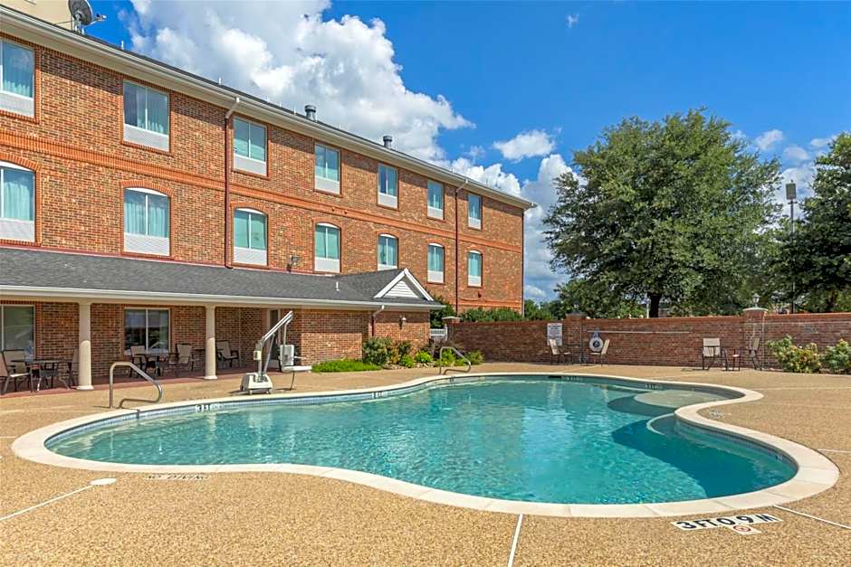 Best Western Plus Waxahachie Inn & Suites
