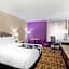 La Quinta Inn & Suites by Wyndham Springfield South