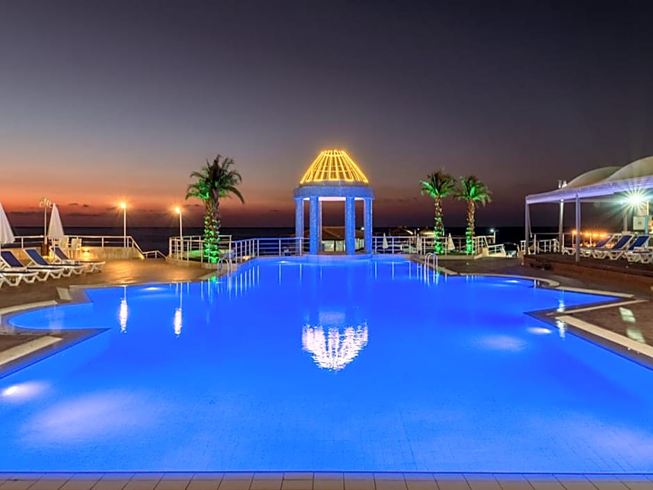 Dome Hotel