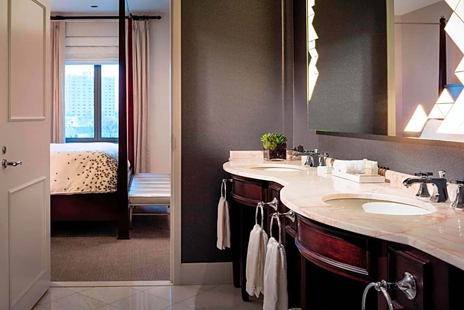 Renaissance Providence Downtown Hotel