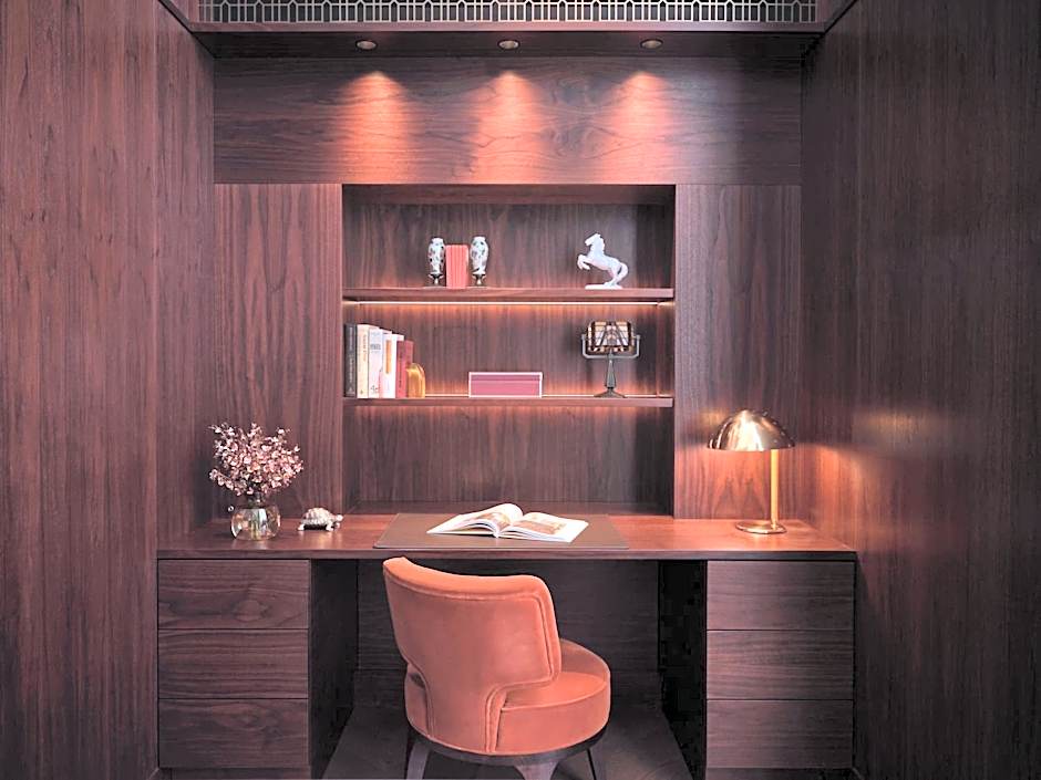 Rosewood Vienna