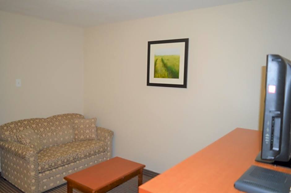 Super 8 by Wyndham Grande Prairie