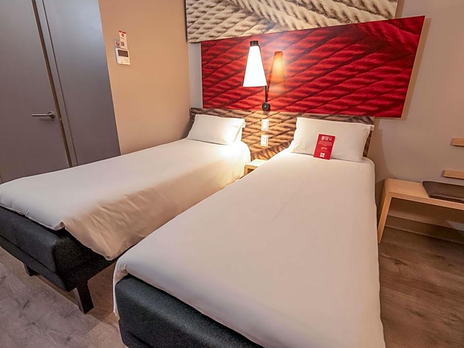 Ibis Iquique