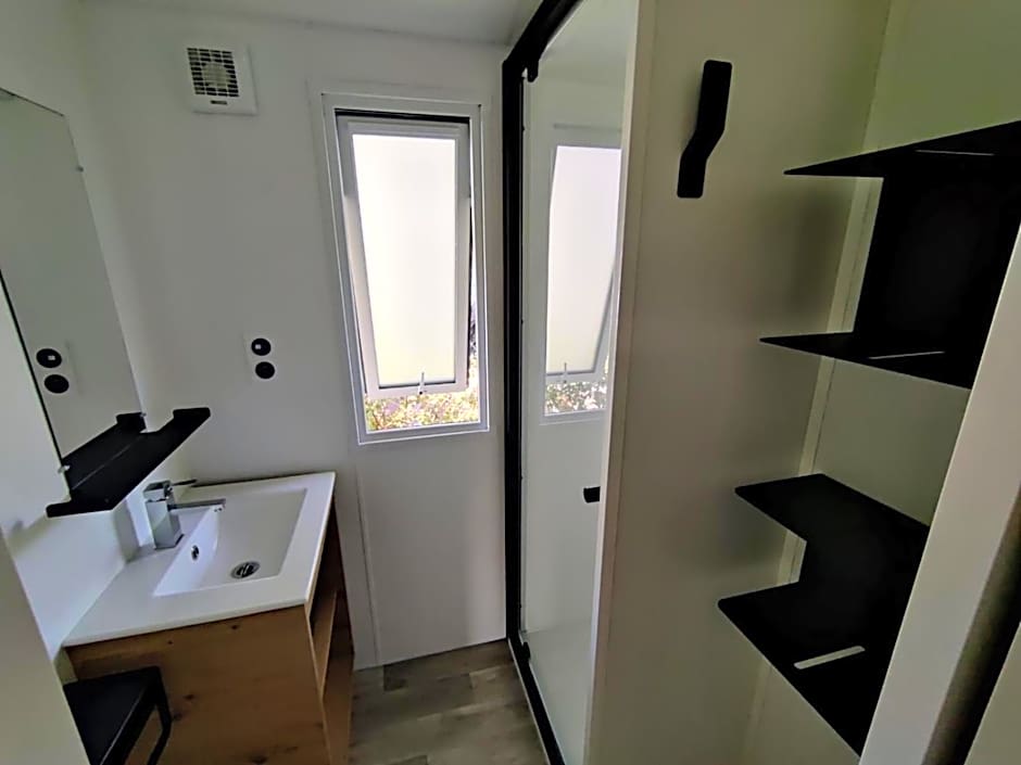 Mobil-home 4chambres-10 couchages - Parking gratuit - 2 accès piscines inclus dès 3 nuitées