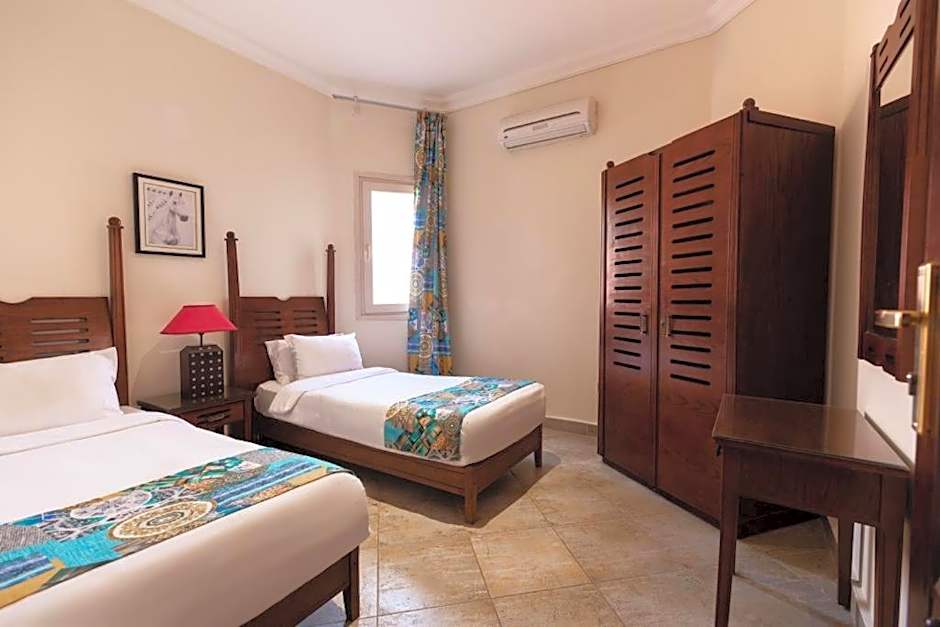 Golden Ocean Marina Hotel