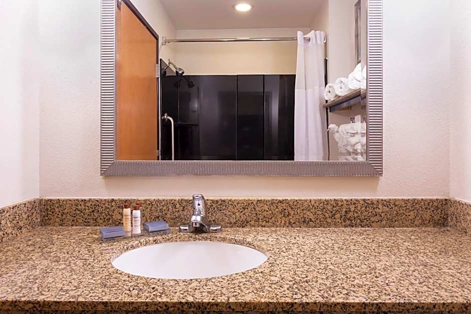 Wingate by Wyndham Athens Near Downtown