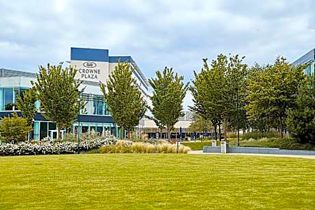 Crowne Plaza Reading East By IHG