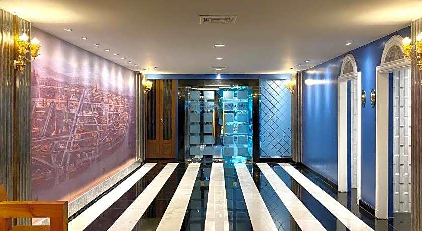 Krungsri River Hotel