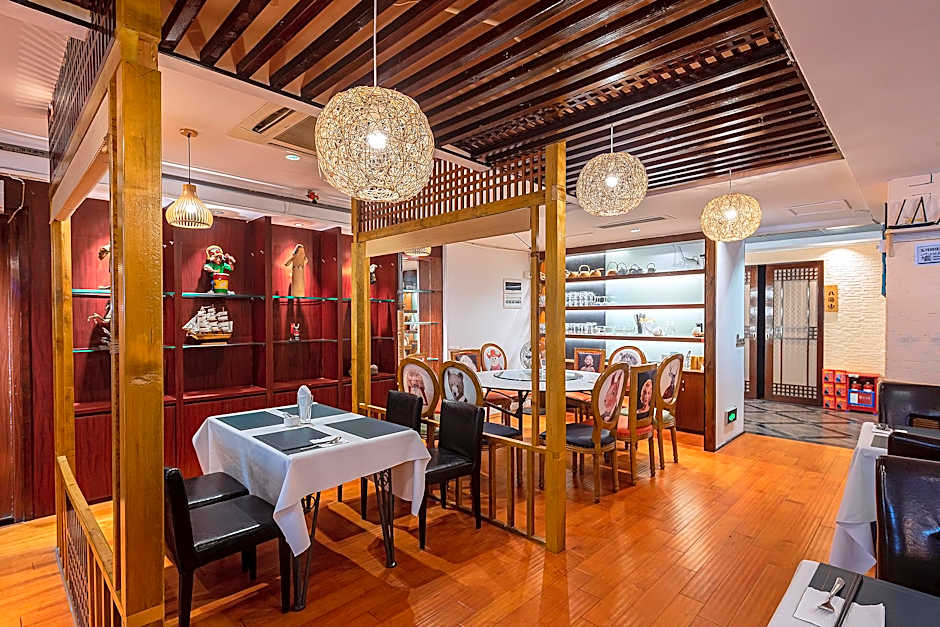 Zhongshan Louis Hotel