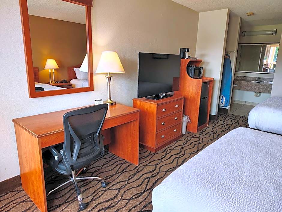 The Riverstone Hotel