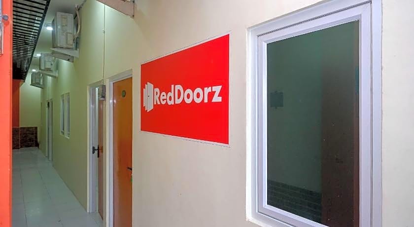 RedDoorz @ Kawasan Industri Candi Semarang