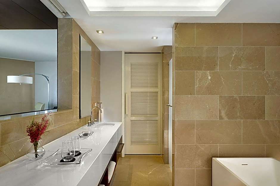 The Ritz-Carlton, Herzliya