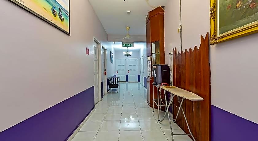 OYO 880 Hotel Purple Town