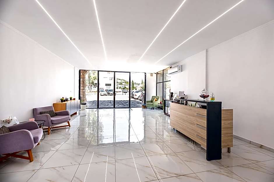 Stone Palace Hotel Near Athen's Airport Free Shuttle From and to Athen's Airport