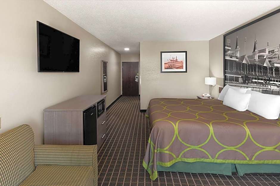 Super 8 by Wyndham Shepherdsville