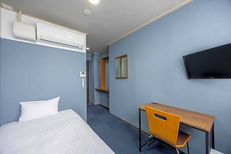 Single Room with Private Bathroom