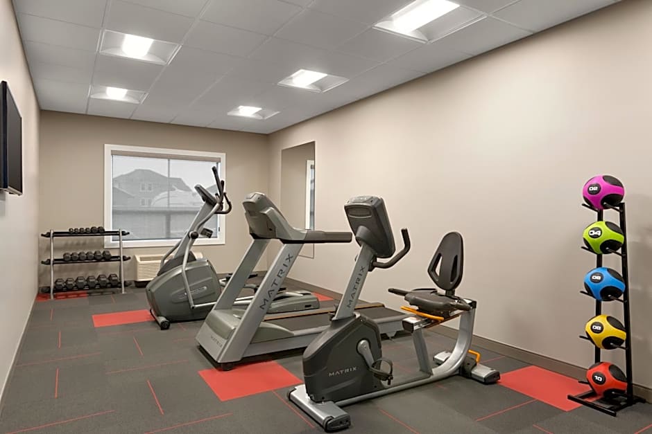 Days Inn & Suites by Wyndham Warman