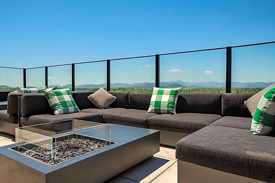 Embassy Suites by Hilton Asheville Downtown